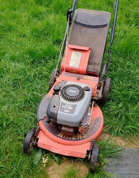 911139 Ariens 21 Inch Classic Lawn Mower With Bagger W 6.5hp Briggs Stratton Engine Pickup