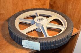 532752063 Ayp 151161 Husqvarna/ayp/sears Mower Wheel 701401 Grey 14 Inch X 2