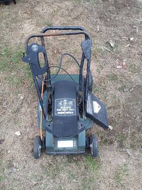 Mm600 Black Decker And 4 Horsepower Electric Mower Model Used For Repair Corded