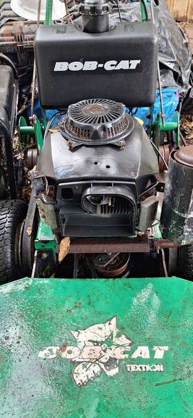 942605 Bobcat Reduced - 52 Inch Zero-turn Riding Mower