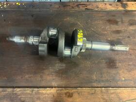 690667 Briggs & Stratton And 20 Hp Opposed Two-cylinder Crank Shaft Gear
