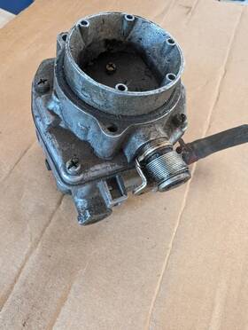 146-0479 Case Ingersoll Used Onan Nikki Carburetor 20 Hp P220