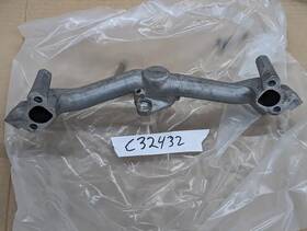 C32432 Case Ingersoll 690754 Used Briggs And Stratton Intake Manifold