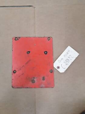 C24822 Case Ingersoll Used Service Aperture Cover