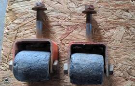 C25685 Case Ingersoll Used Caster Roller Set 2 J48 Deck