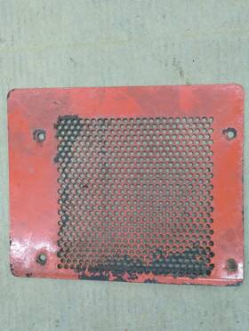 Case Ingersoll C44886 Used Rh Side Tower Screen C33549