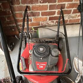 M105 Craftsman Walk-behind Gasoline Rotary Lawn Mower 140cc Red Black
