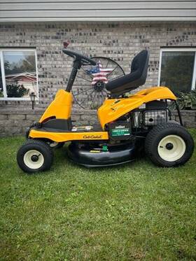 Cub Cadet 043033582556 Riding Lawn Mower 382cc