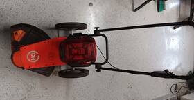 T4x3162xen Dr Battery Walk Behind String Trimmer - Bundle