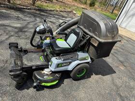 Zt4205s Ego Power 42-inch Zero Turn Radius Mower - With Bagger Kit 4 Batteries