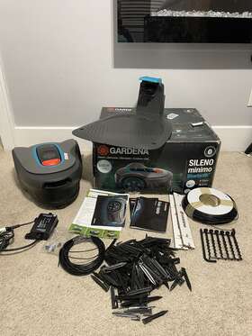 15202-20 Gardena Sileno Minimo Robotic Lawnmower 500 M Used 1 Time