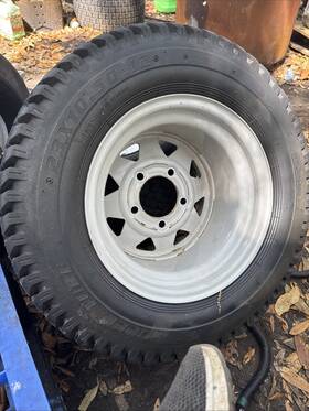 M29-or-m30 Gravely Pm152z Rear Tire And Rim 23x10.50-12 992079