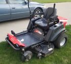 2044 Gravely Zt Zero Turn Lawnmower