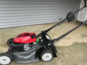 Hrx217k6hzaa Honda Lawn Mower Electric Start. Excellent Condition