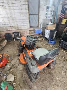 146x Husqvarna Ts 46 In Riding Lawn Mower Gasoline Orange