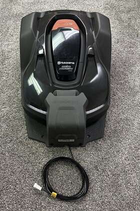9676734-05 Husqvarna Automower 450x Open Box Display Model