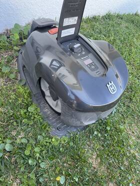 967951168 Husqvarna 115h Robot Mower Only
