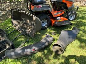 Ts248xd Husqvarna Riding Mower With Triple-bag Grass Catcher