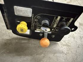 Gx25984 John Deere Instrument Panel With Ignition Switch Pto Throttle Cable Z445