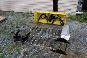 M047sbp John Deere Nice 47 Inch Snowblower X500 X520 X530 X540 Tire Chains And Rubber Tracks