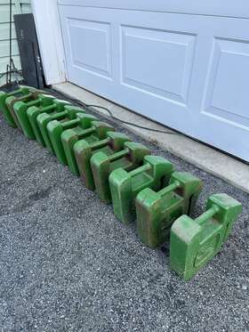 R66949 John Deere Compact Tractor Lawn Mower Suitcase Weights 42lbs Each Set Of 12