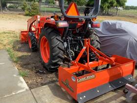 L3800 Kubota La524 Tractor Loader With Ripper And Mower Attachments