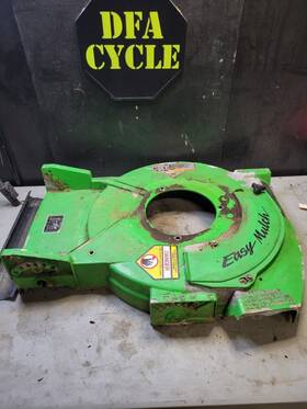 10422 Lawn-boy Vintage 2 Cycle Push Mower Deck 21 Inch Cut Model