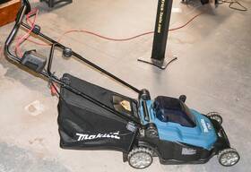 Xml05pt Makita 36 Volt Lx7 17 Inch Electric Mower With Spare Blade-pick-up In Pa. Only