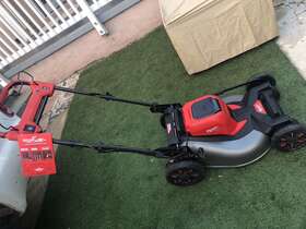 2823-20 Milwaukee Self-propelled Lawn Mower Tool-only Missing Pieces