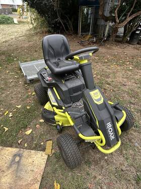 Rm480e Ryobi 480e 38 Inch Lawn Mower - Battery Powered