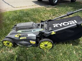 Ry401012btlvnm Ryobi Brushless 20 In 40v 6.0 Ah Lithium-ion Battery Cordless