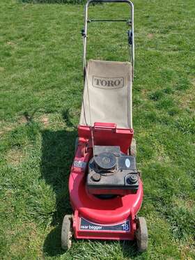 20586 Toro 1983 Vtg Tornado Deck Tvs Engine 3.5 Horse Power Push Mower With Bag