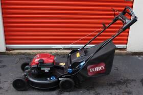 21565 Toro Super Recycler Self-propelled Walk-behind Lawn Mower