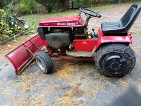 Wheel Horse 417-8 Wheelhorse In Excellent Working Condition With Powerlift Plow And Chains