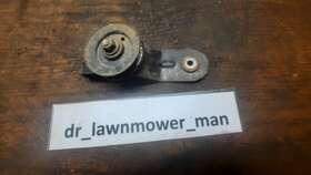 13an772g729 Yard Machine 683-04207 Idler Pulley And Bracket