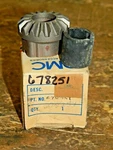 Genuine Oem Lawn-boy Toro Omc Part 678251 Gear & Sleeve. Fixed Price $19.99.