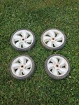 Craftsman 247-370001 Push Lawn Mower, Wheels Replacement. Fixed Price $31.44.