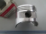 *new Oem* 0820 Honda Piston 13101-ZE3-000. Fixed Price $49.90.