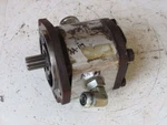 John Deere TCA19718 Hydraulic Auxiliary Gear Pump 7500E 8500E 8000E Cut Mower. Fixed Price $55.00.