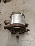 Toro Reelmaster 5510 Hydraulic Motor ; 110-1717 03680. Fixed Price $219.00.
